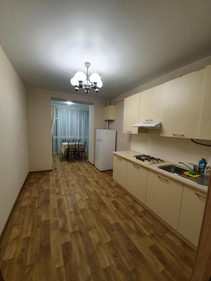 Яровиця.Промінь Lutsk Bagian luar foto